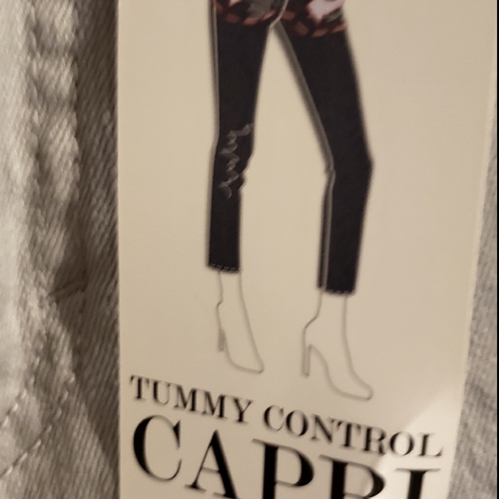Grey Style & Co Stretch Capri crop tummy control jeans